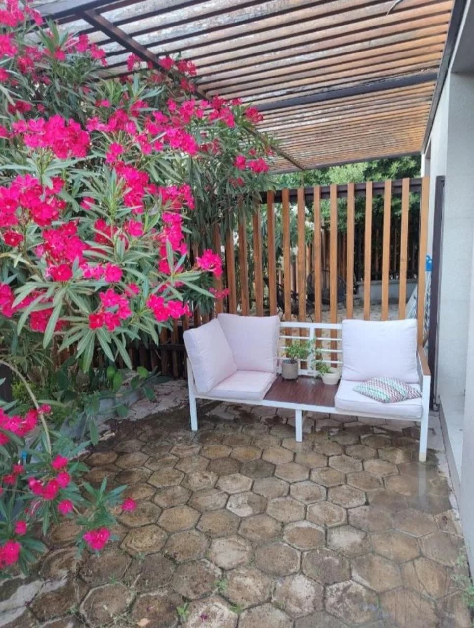 Mini Condos 2 Studio, apartment in Mrčevac, Tivat