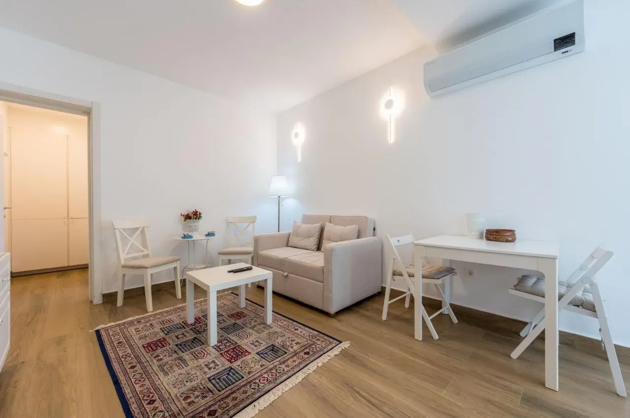 Symphony Tivat Apartment, apartment in Donja Lastva