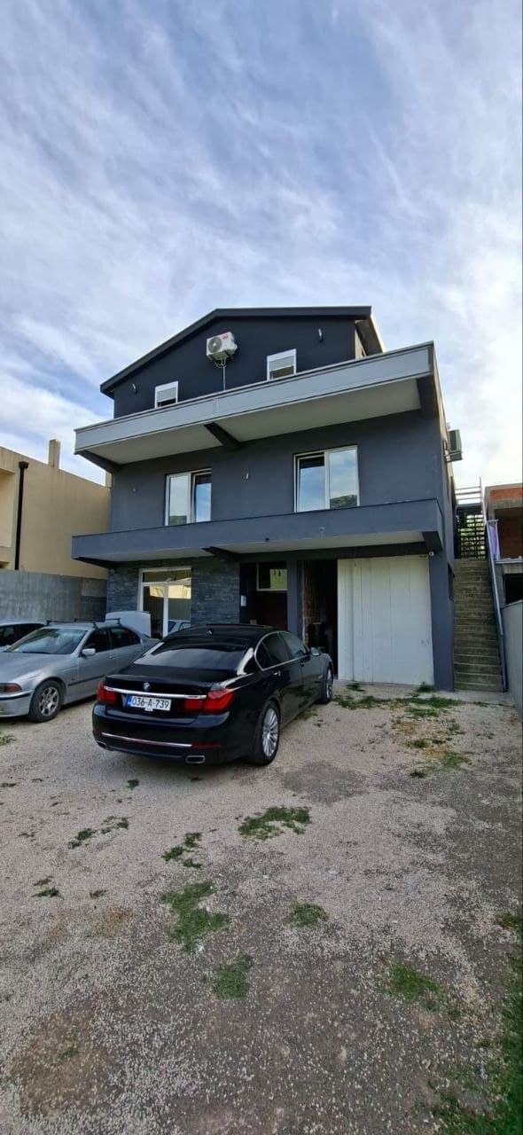 JMM Apartment No. 2, apartment in Radanovići, between Tivat and Kotor