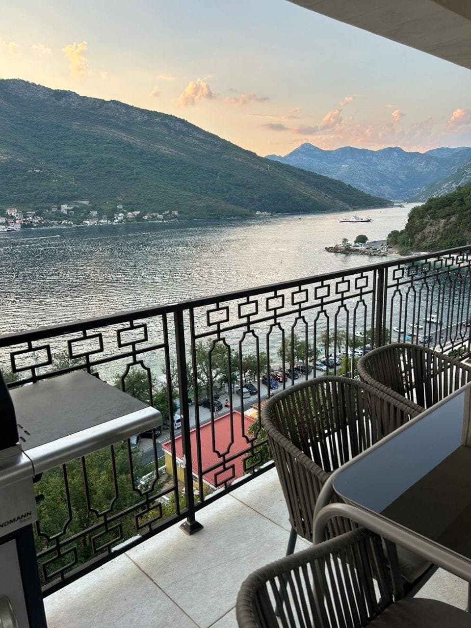 L 32 Pogled na more, apartman u oblasti Lepetane, 85343 Tivat, Crna Gora