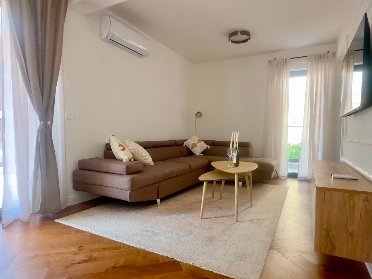 Superior Apartment Tivat, apartman u oblasti Kava I 39, 85320 Tivat, Montenegro